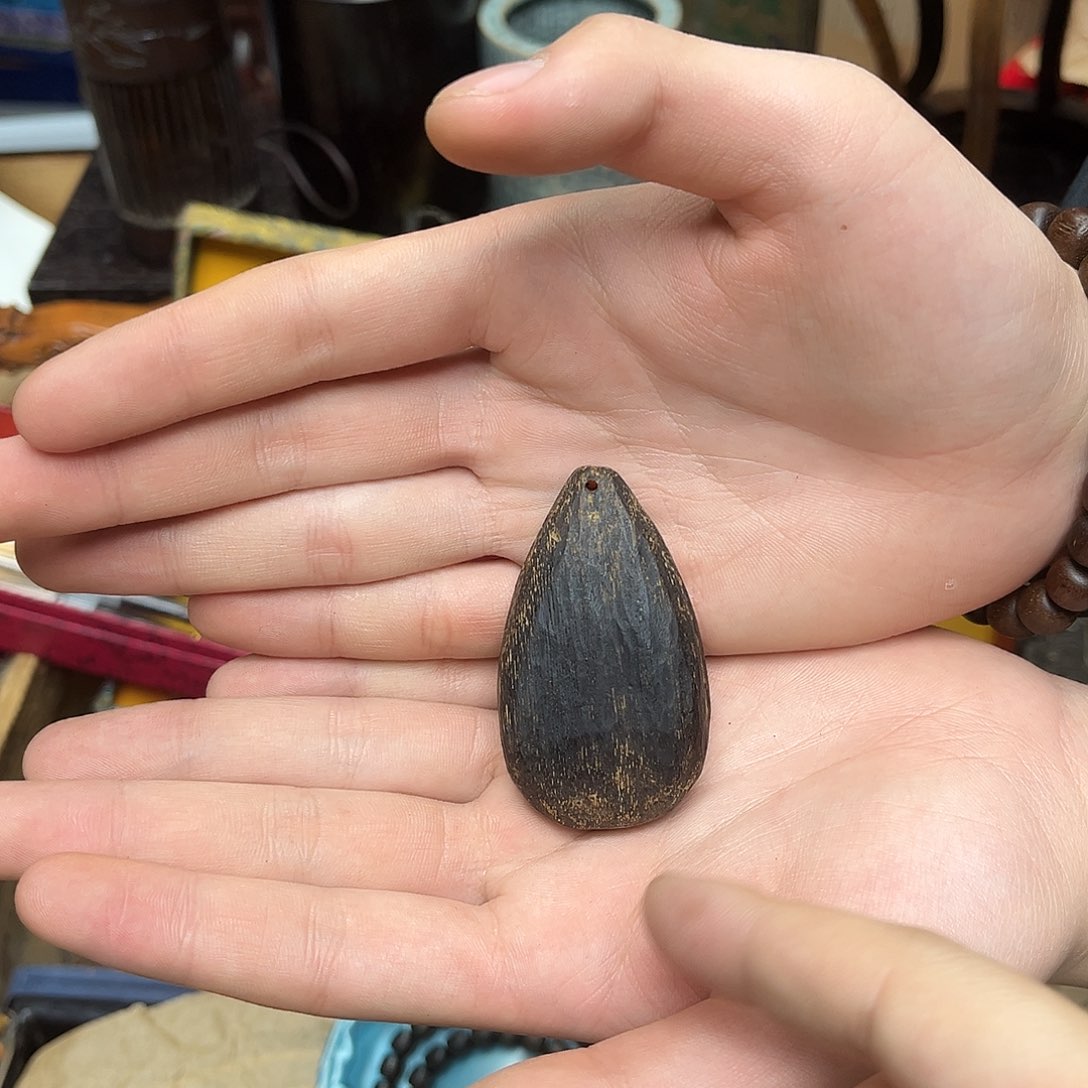 大叶紫檀（黑酸枝木类）