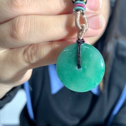 石英质玉颈饰未镶嵌