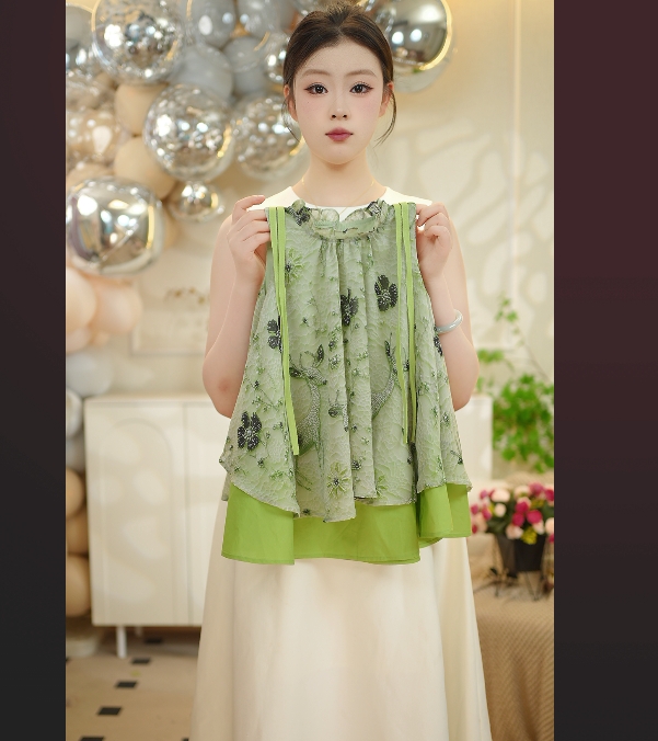 夏季短袖女鹿A字裙蓬蓬裙连衣裙女童沙滩裙