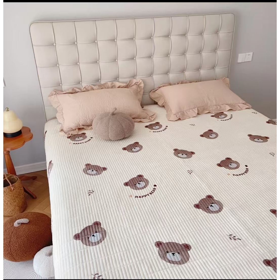 【歪歪精选】200*230cm牛奶绒榻榻米冬季加绒床盖 棕熊头