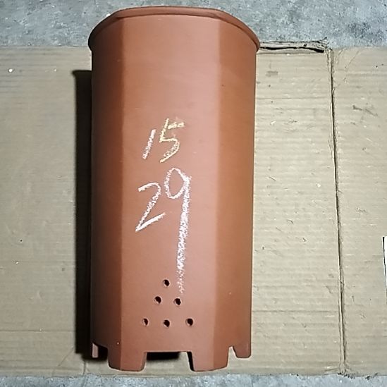 紫砂红泥高六方带口沿一个