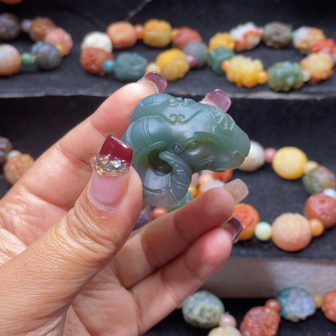 石英质玉手链未镶嵌