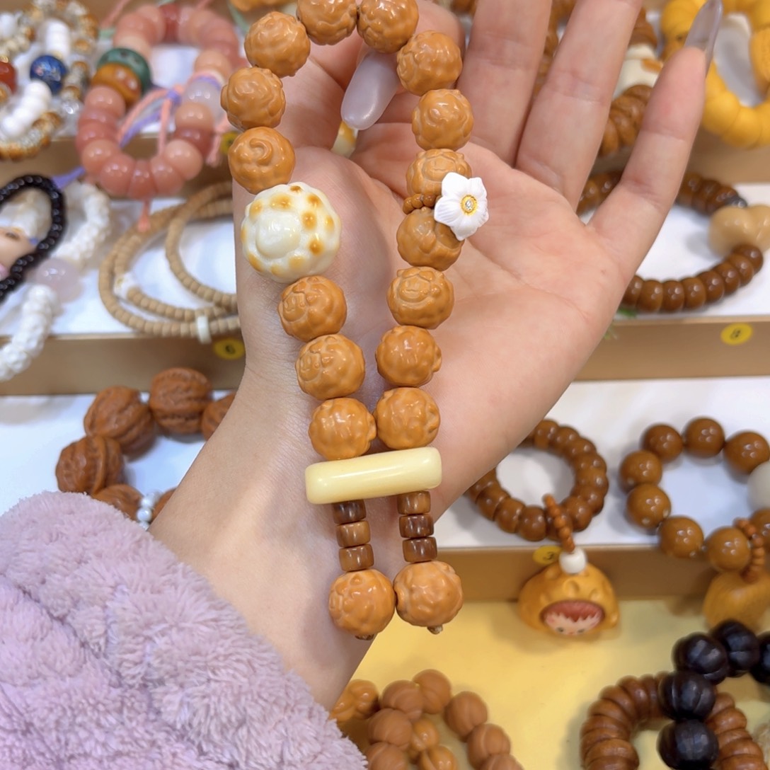 吊坠星月菩提全品猴头小羊手持