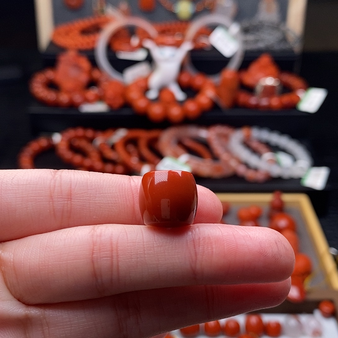 南红玛瑙未镶嵌四川凉山直切单珠13mm