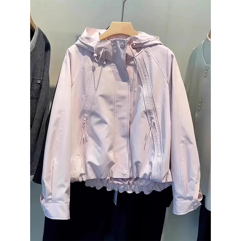 春装女款2025年新款超火小香风独特超好看粉色连帽冲锋衣外套女