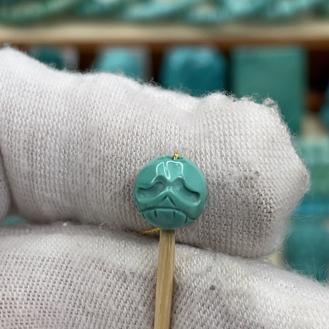 绿松石未镶嵌挂件