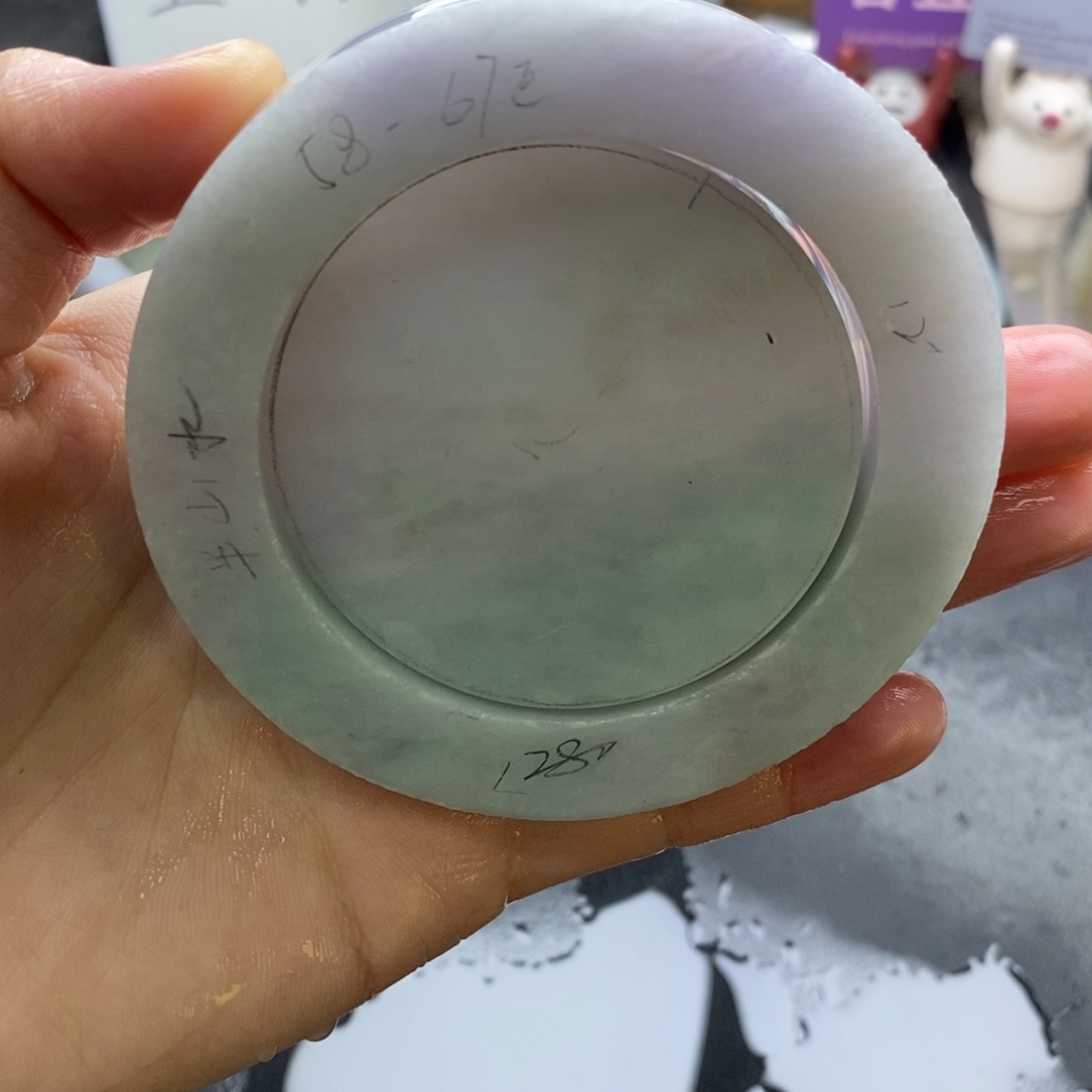 定制翡翠未镶嵌翡翠手镯
