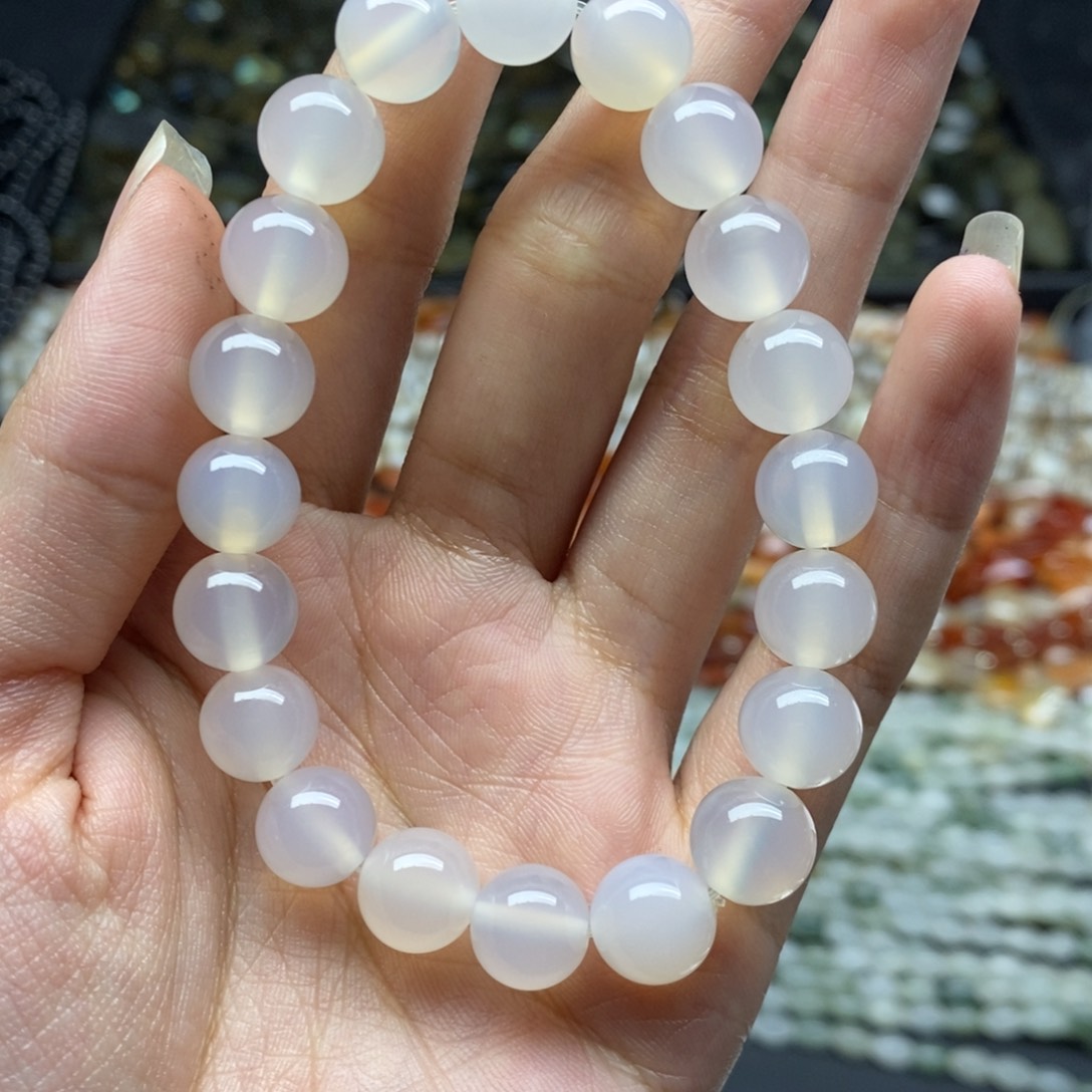 玛瑙/玉髓未镶嵌珠宝半成品一条天然10mm透体荔枝冻玛瑙手链A11