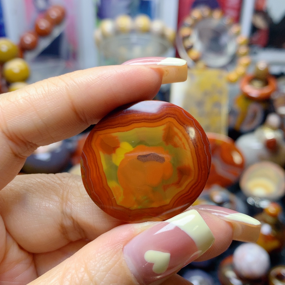 四****玛瑙/玉髓未镶嵌玛瑙