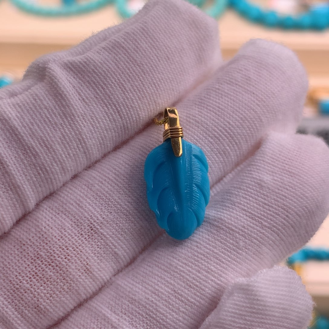 绿松石珠宝奇石18K金镶嵌