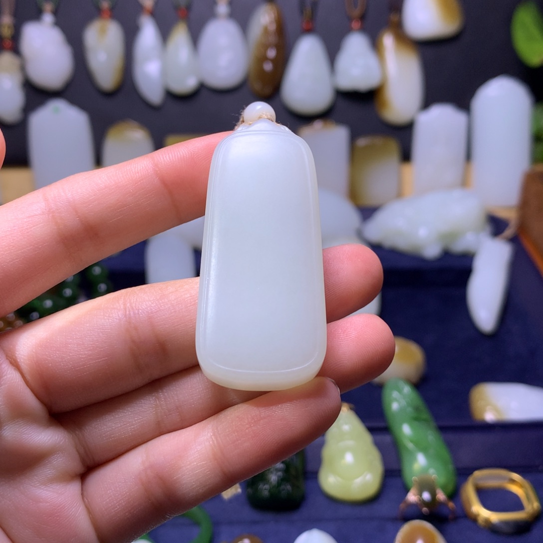 和田玉挂件未镶嵌