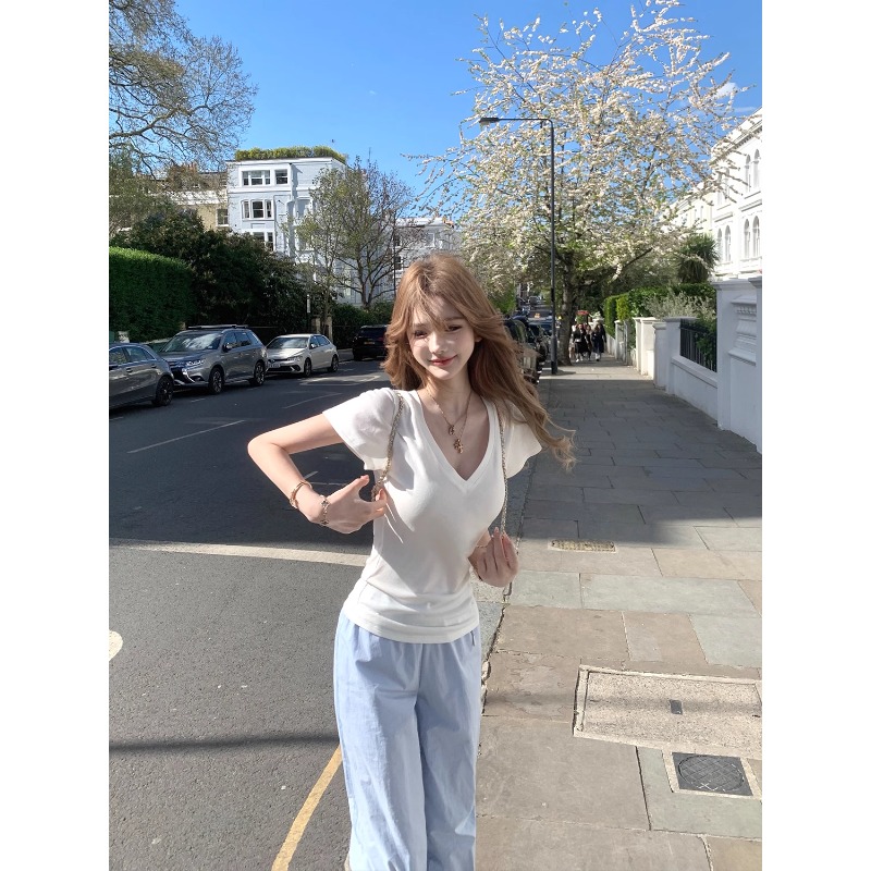 淡人纸片tee 舒适至上~v领t恤女设计感夏短袖上衣