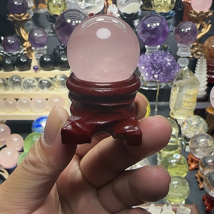 未镶嵌水晶珠宝半成品