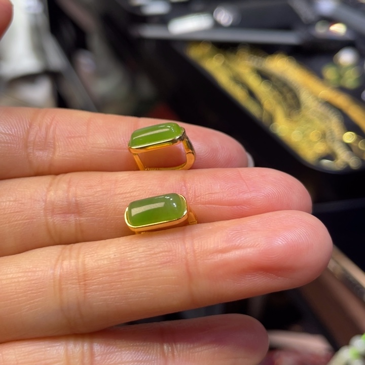 和田玉银S925镶嵌耳饰