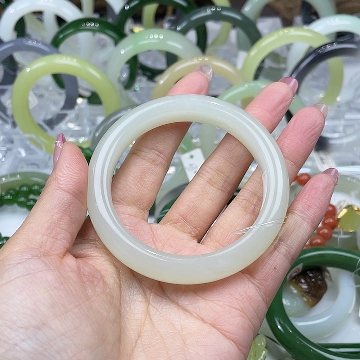 和田玉手镯55.7未镶嵌