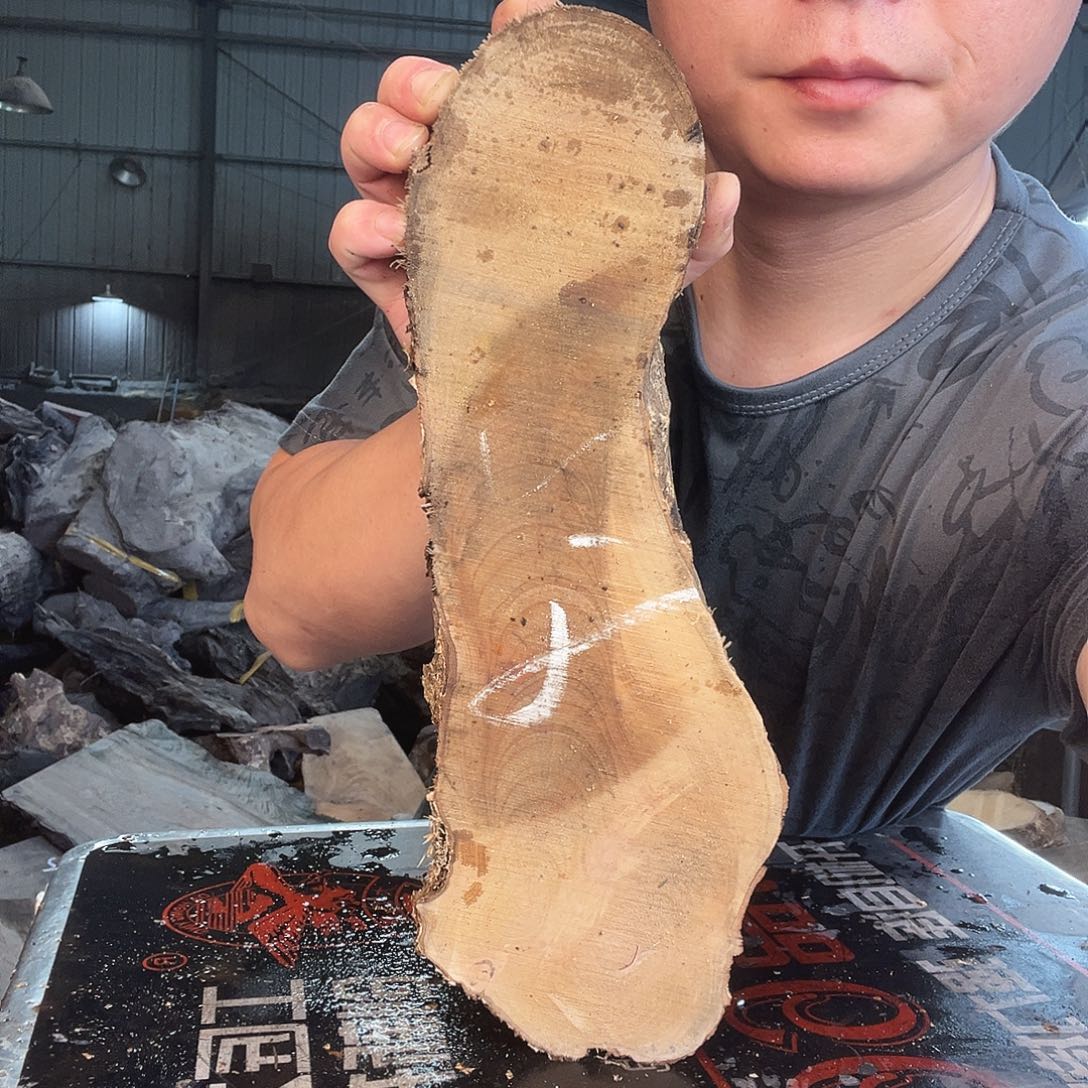 楠木亲亲了吗亲一下