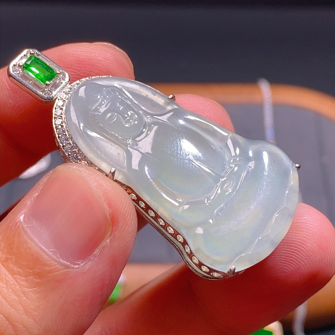 翡翠吊坠(不含链)未镶嵌