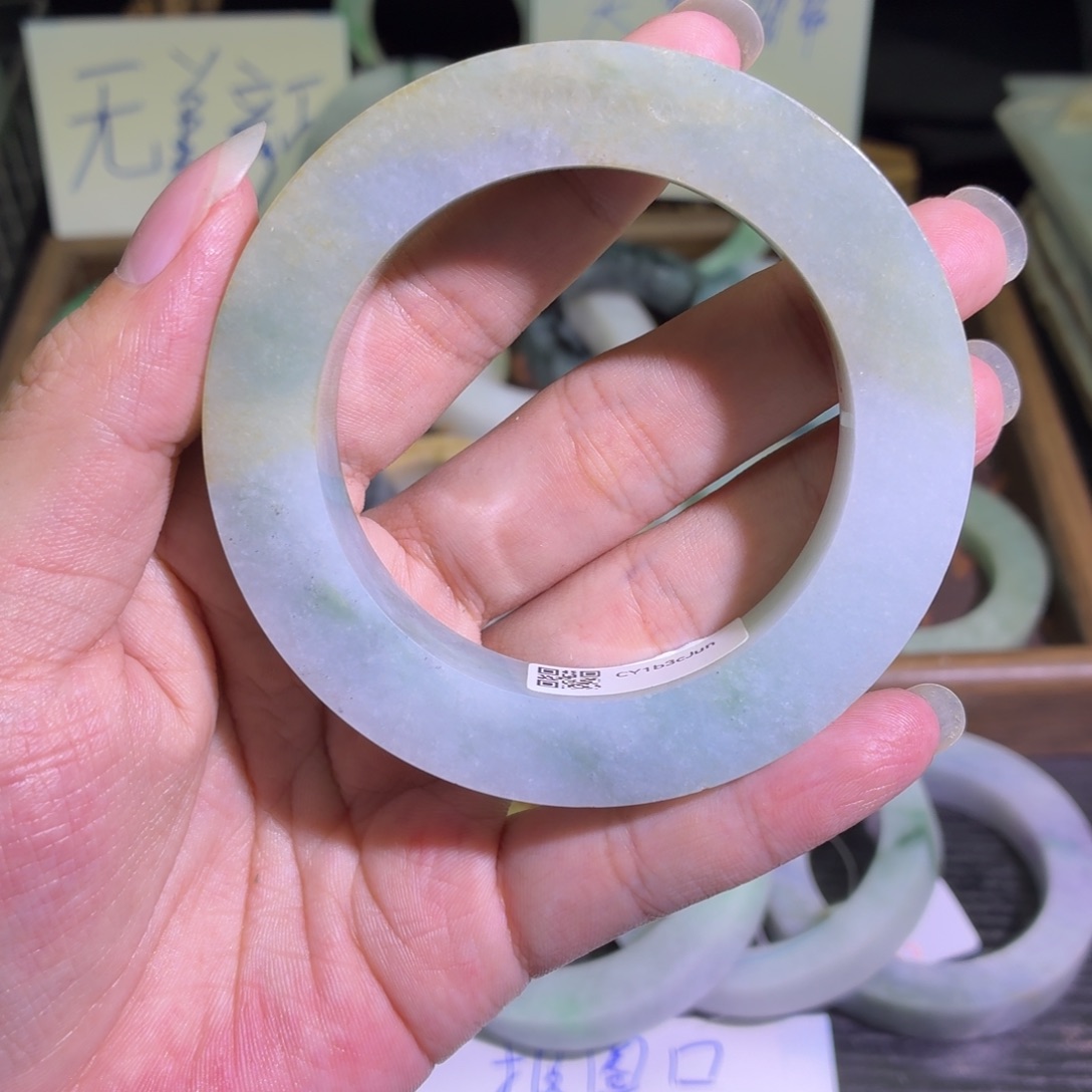 定制翡翠未镶嵌缅甸翡翠A货手镯毛胚定制