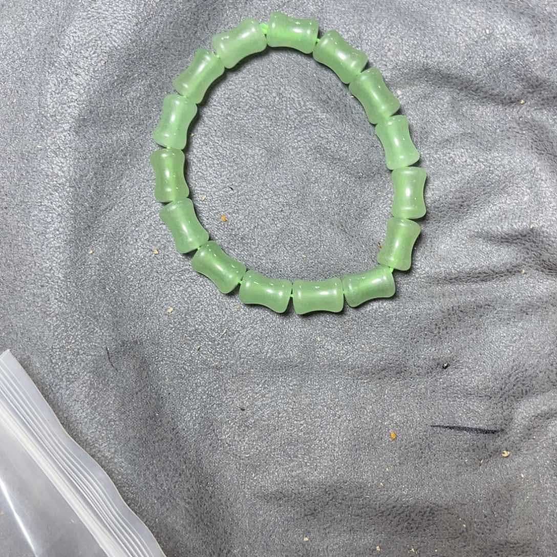 石英质玉手链未镶嵌