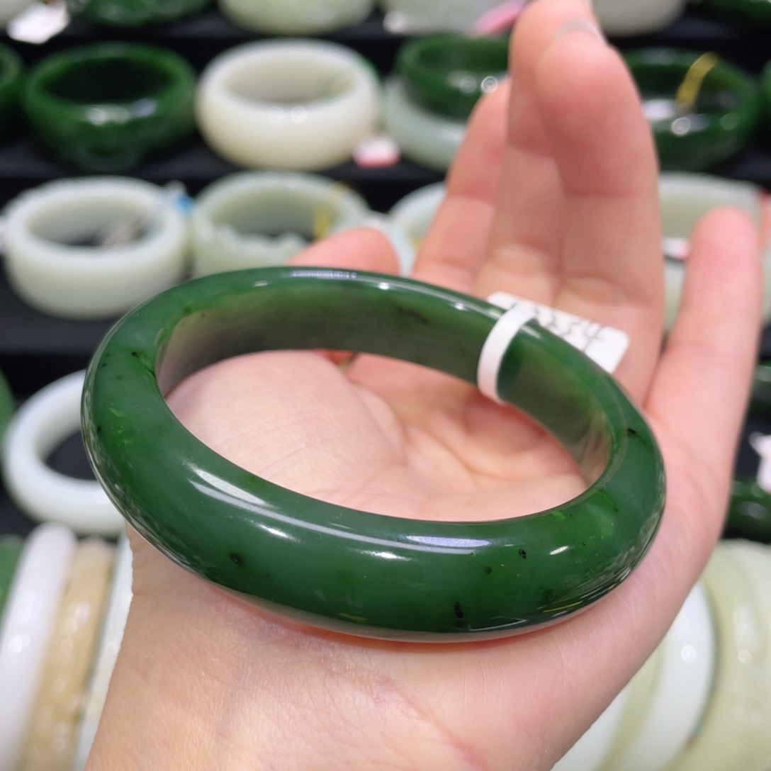 未镶嵌手镯和田玉12
