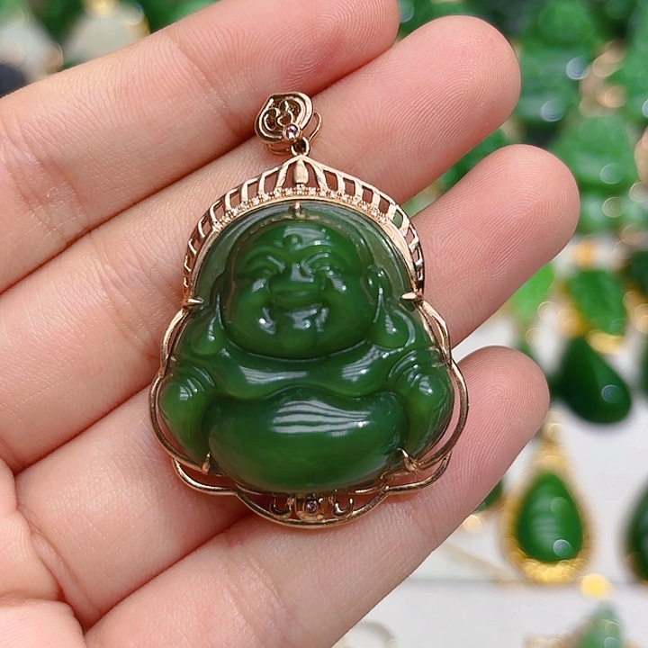 和田玉（碧玉）颈饰18K金镶嵌