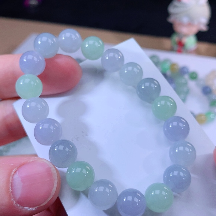 翡翠手链未镶嵌翡翠