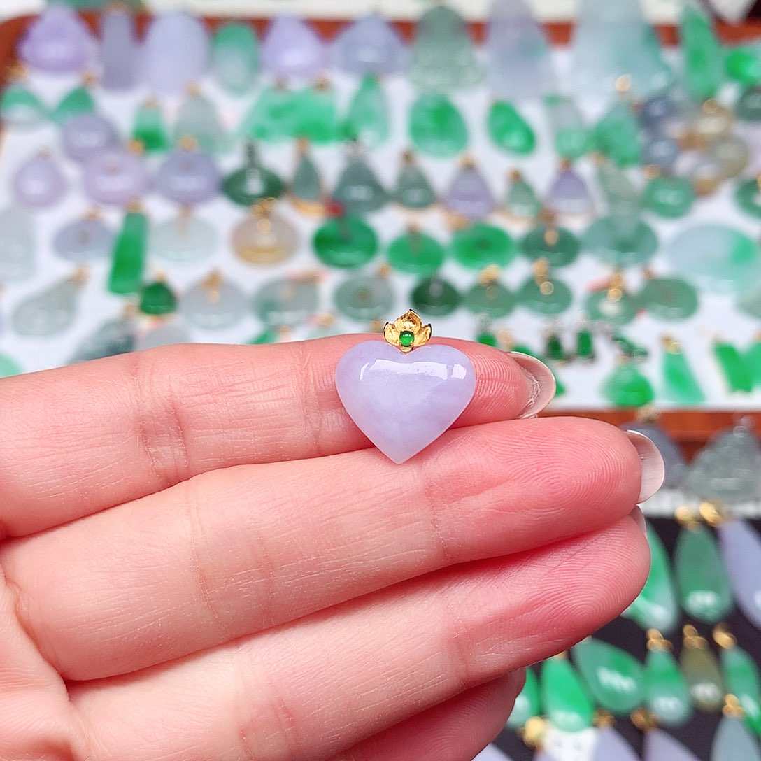 翡翠颈饰18K金镶嵌天然翡翠A货