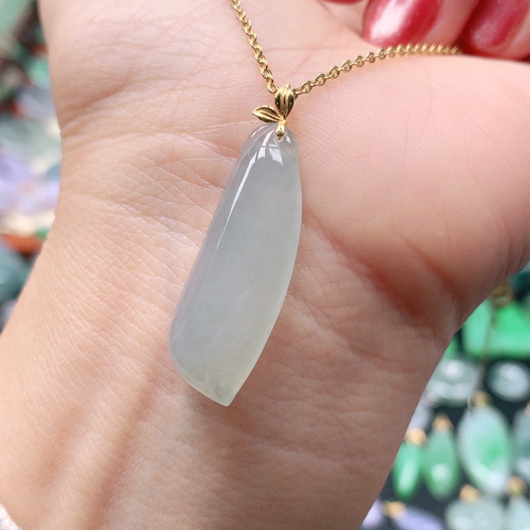 吊坠(不含链)18K金镶嵌翡翠