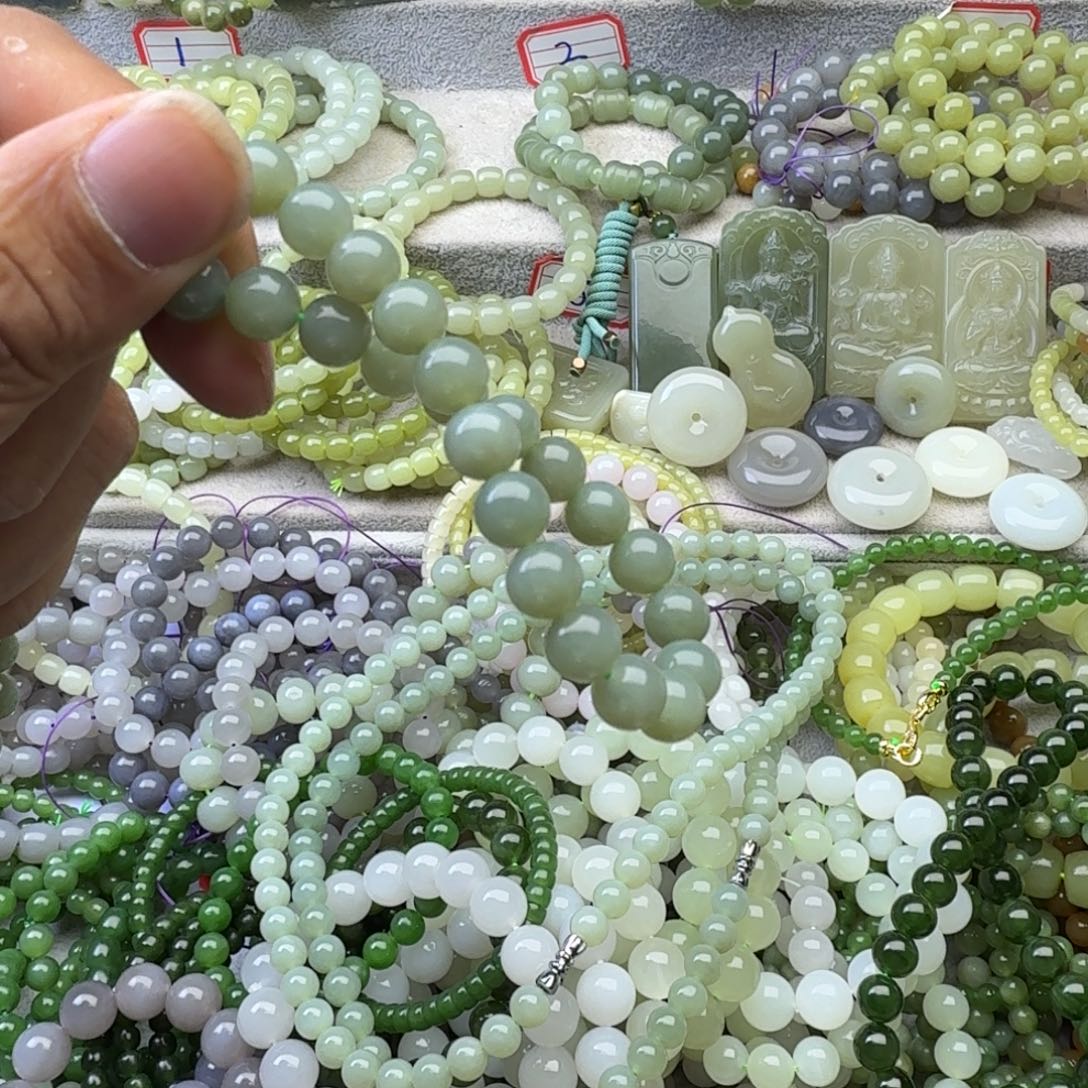 阿***空未镶嵌手链和田玉