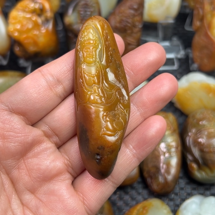 疯***马和田玉未镶嵌挂件
