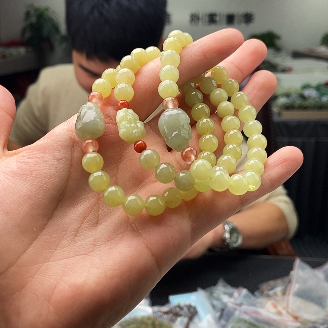 和田玉未镶嵌颈饰手串 颜色多样性发拍一发一