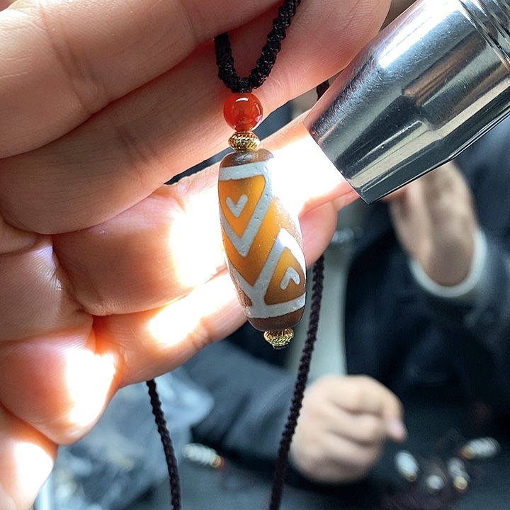 玛瑙/玉髓颈饰合金