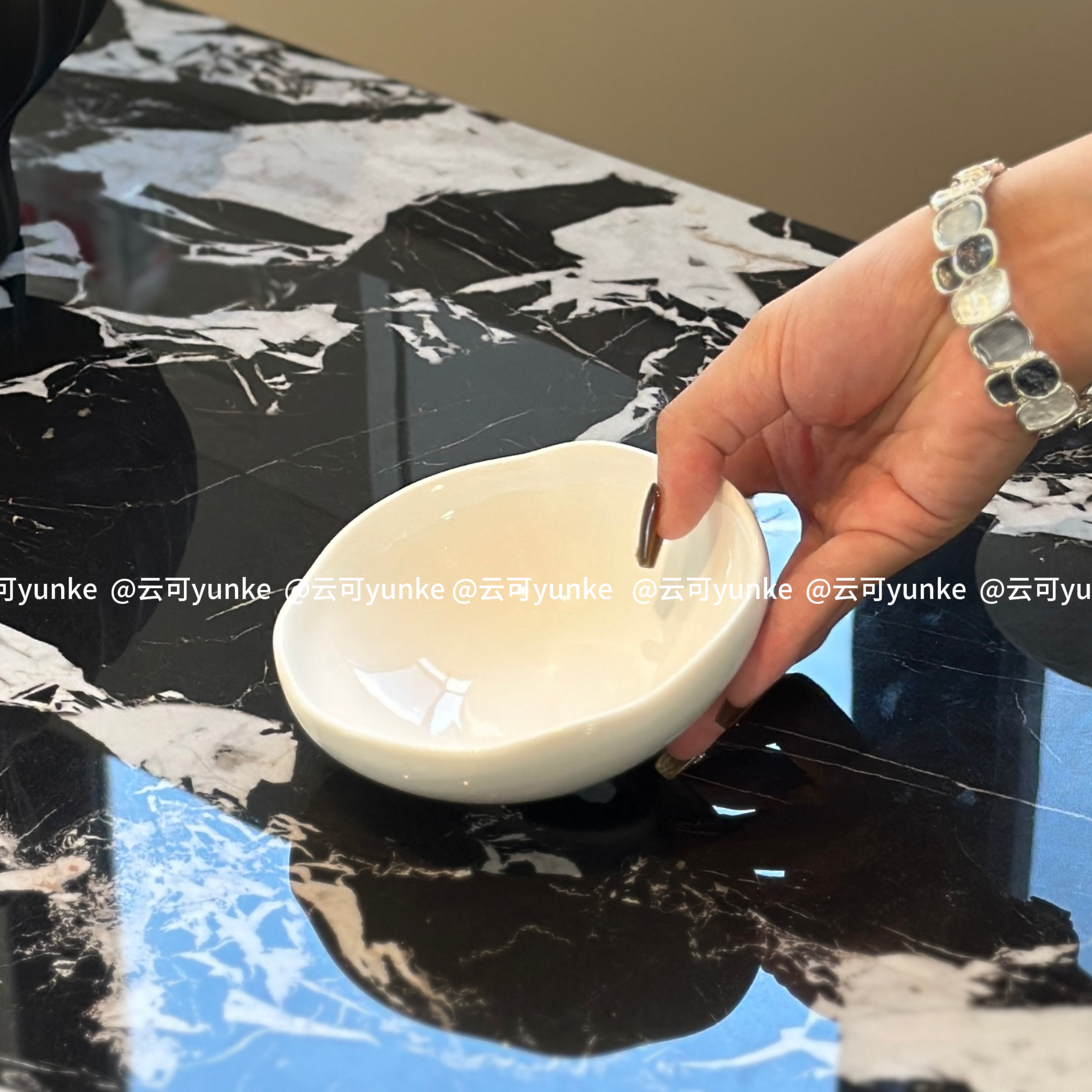 陶瓷釉下彩4.5英寸（12cm）蛋壳酱料碟