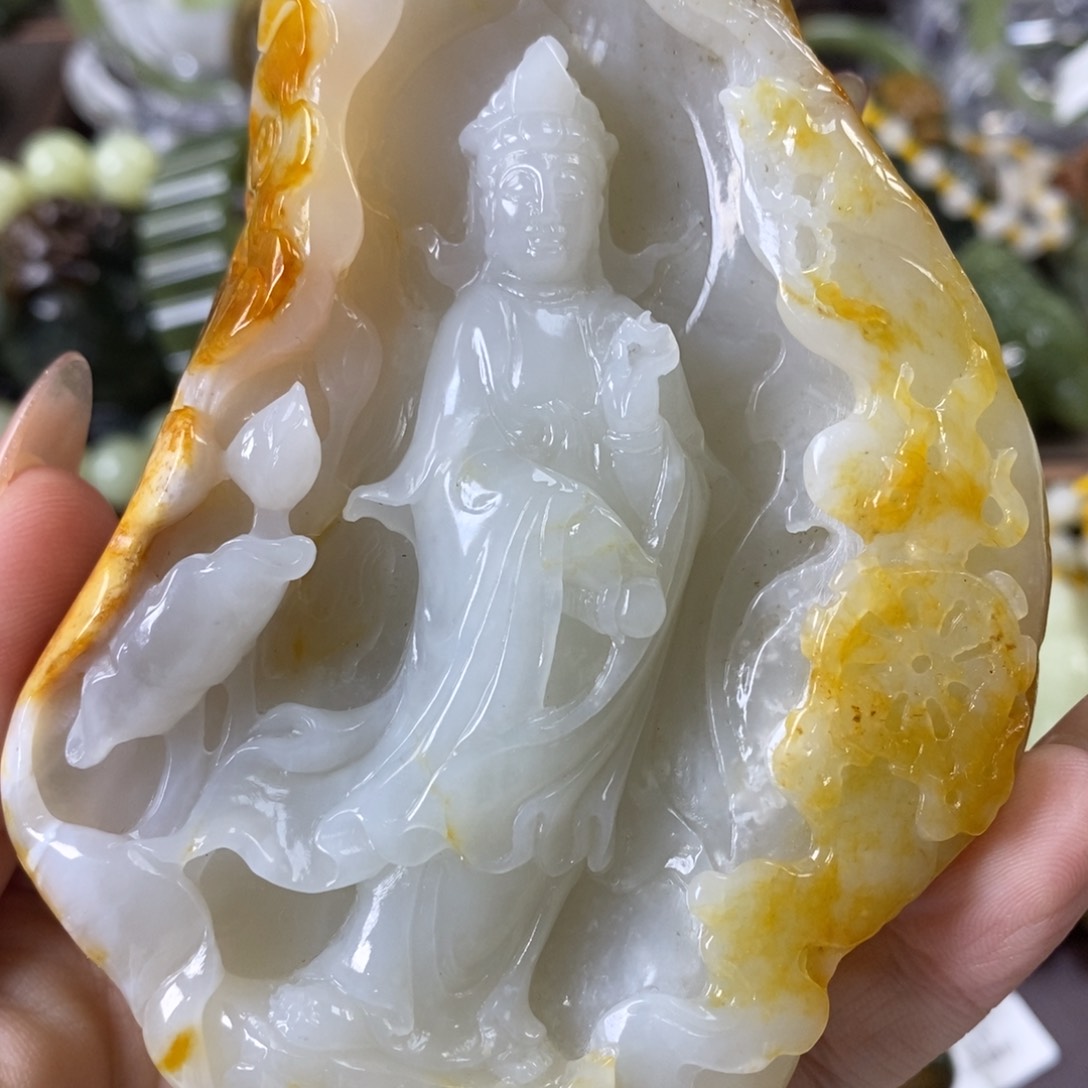 透闪石质玉未镶嵌摆件