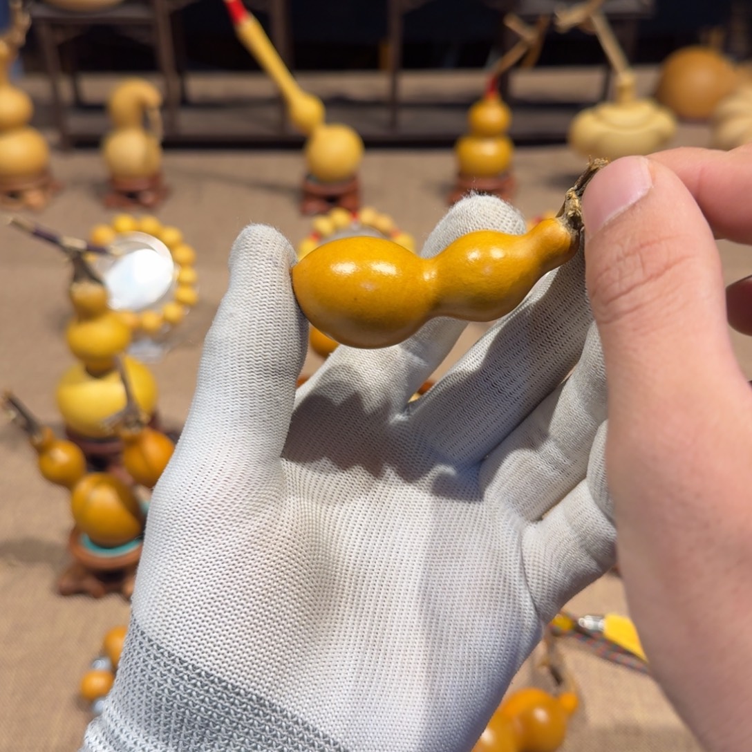 余****葫芦手把蚂蚁葫芦一把抓