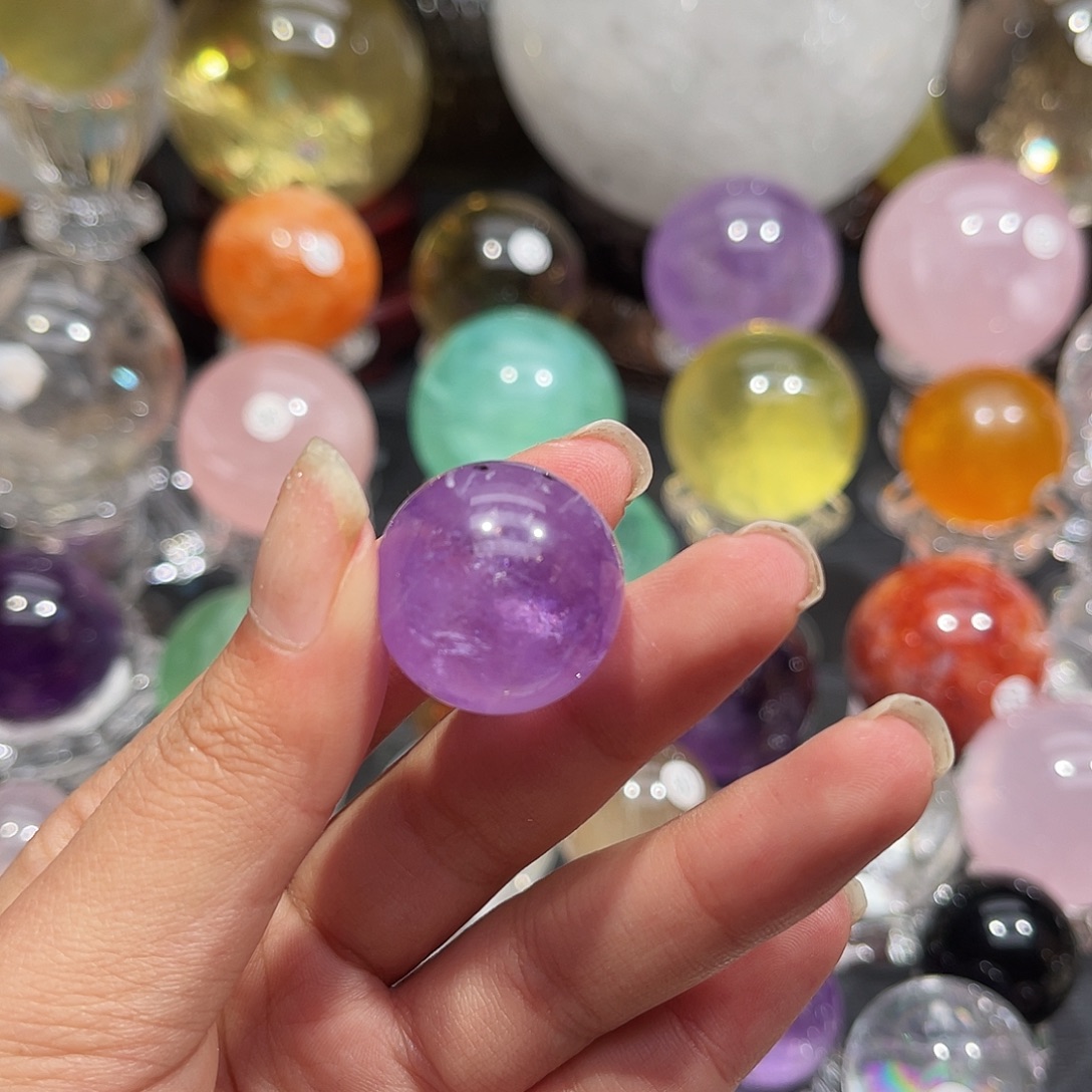 娜****珠宝半成品水晶未镶嵌微瑕2.4打v孔不退不换