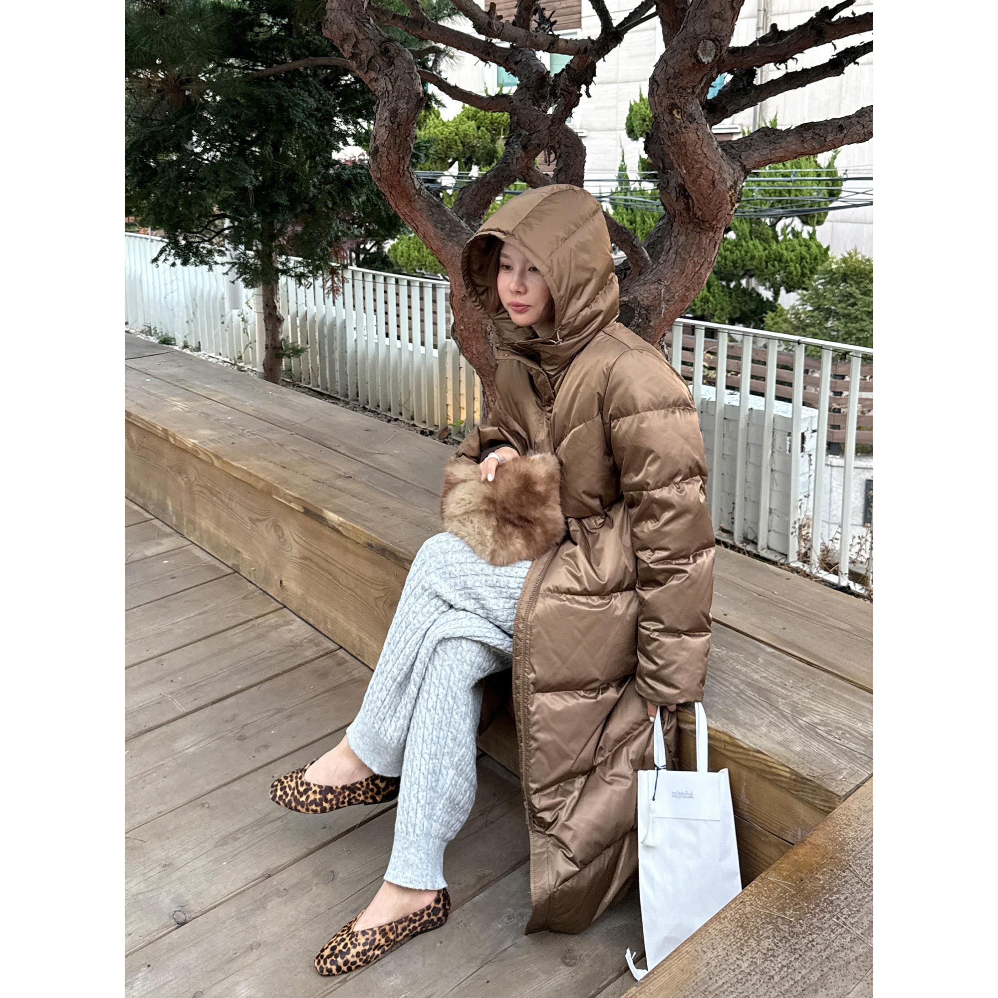 WXLSTUDIO 11/26 挪威雪岛 双层一体绗缝连帽长款白鸭羽绒服