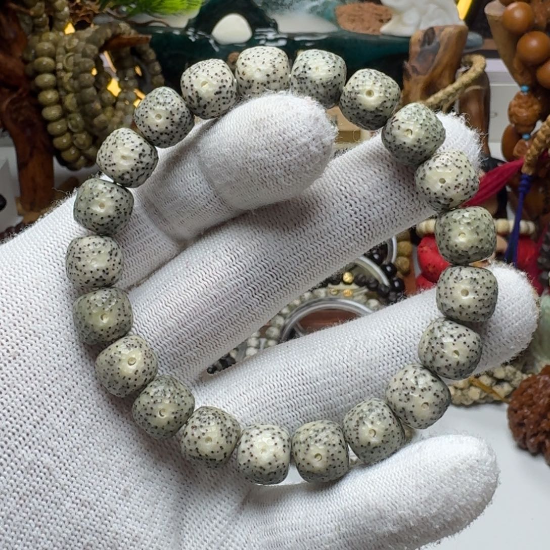 星月菩提手串6号车尺寸11.10石玉龙鳞单圈