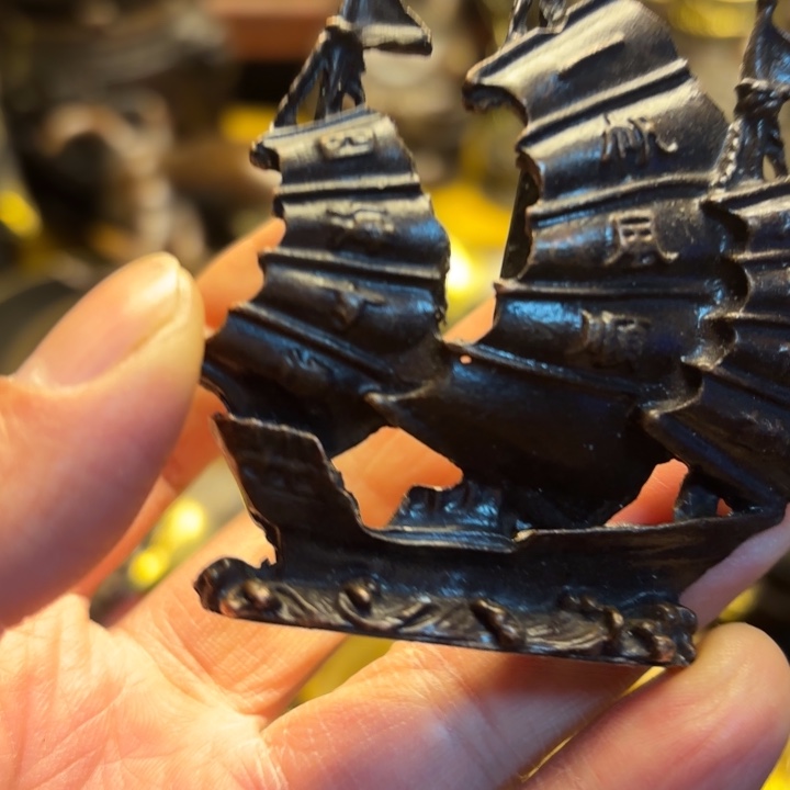 铜器摆件     点击下单