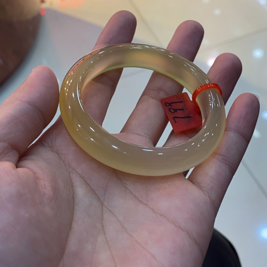 玛瑙/玉髓手镯未镶嵌L*x