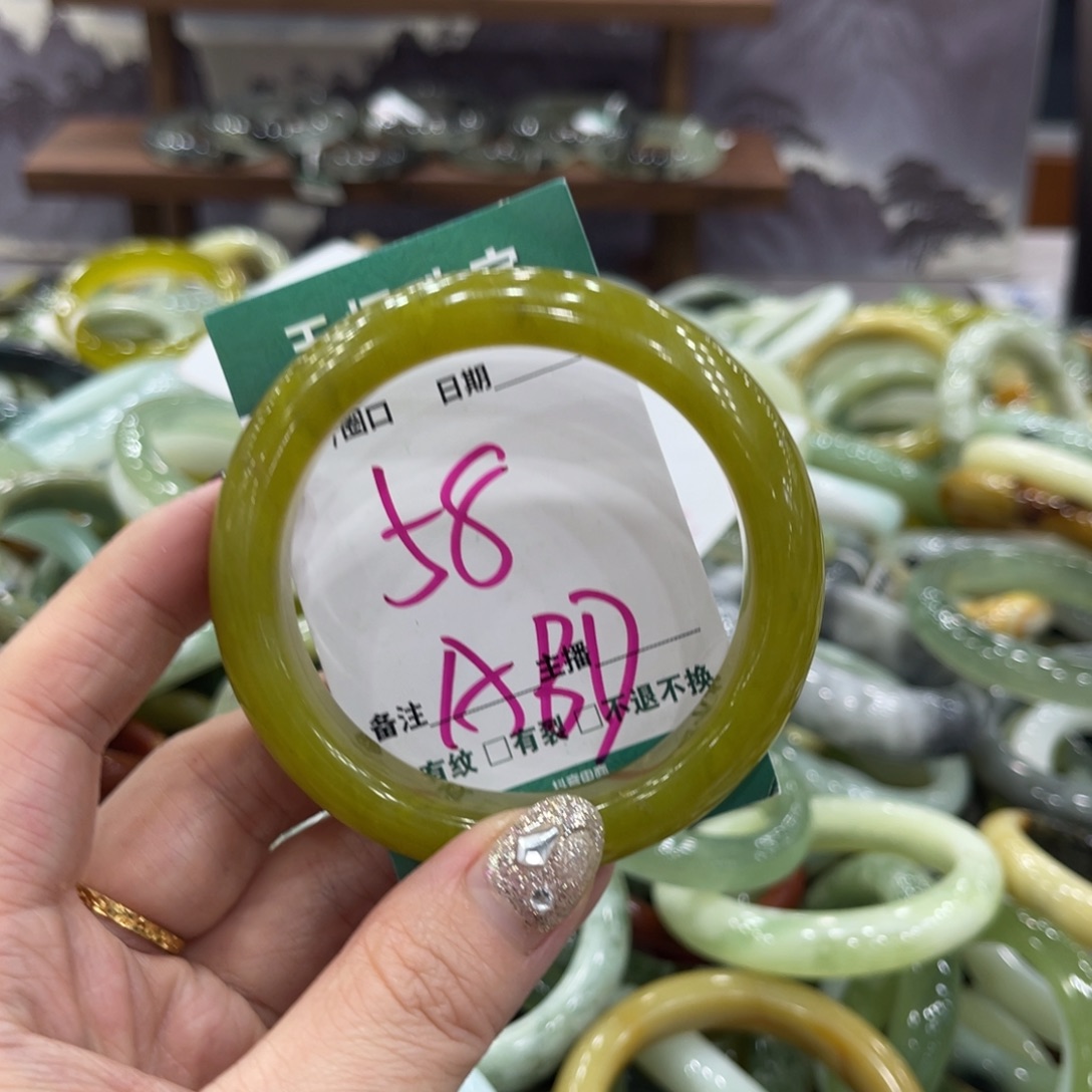 岫玉未镶嵌手镯手镯