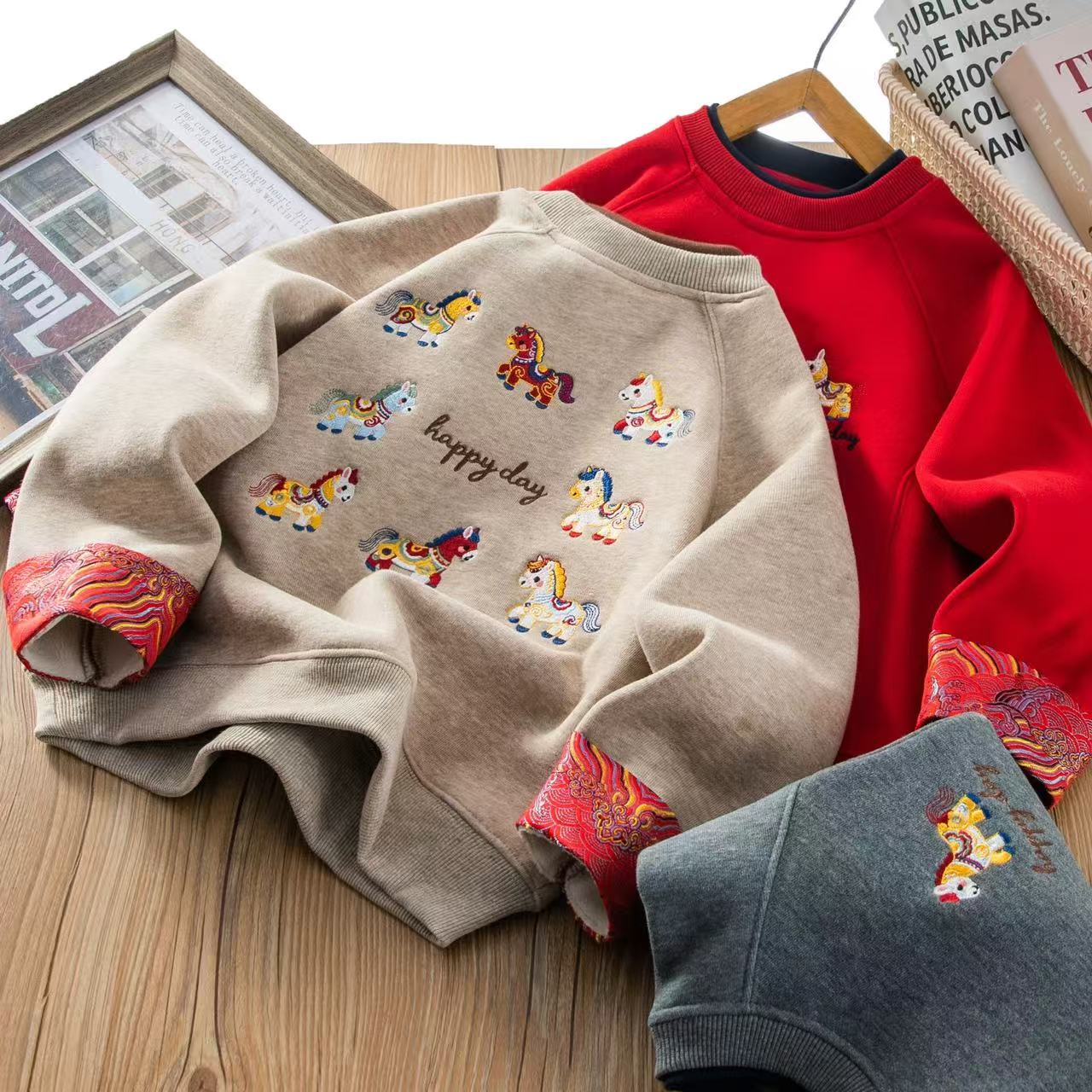 【年款】奥利绒马年刺绣卫衣中大童洋气国潮拜年服9811