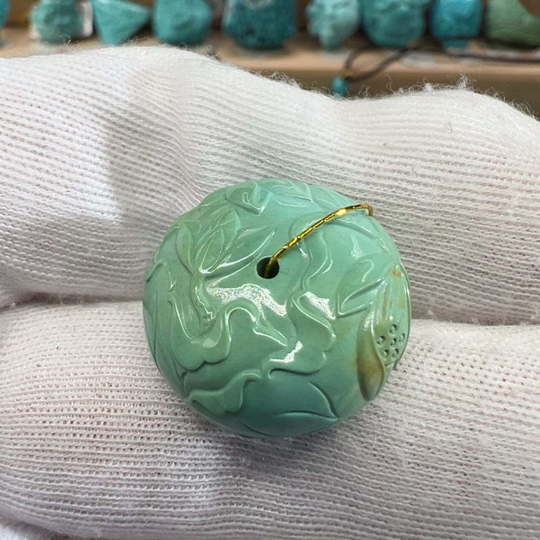 绿松石配饰未镶嵌