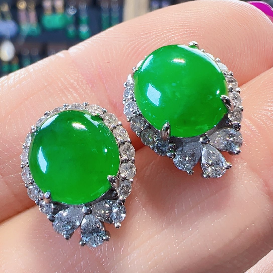 翡翠耳饰18K金镶嵌签收后24小时鉴赏期