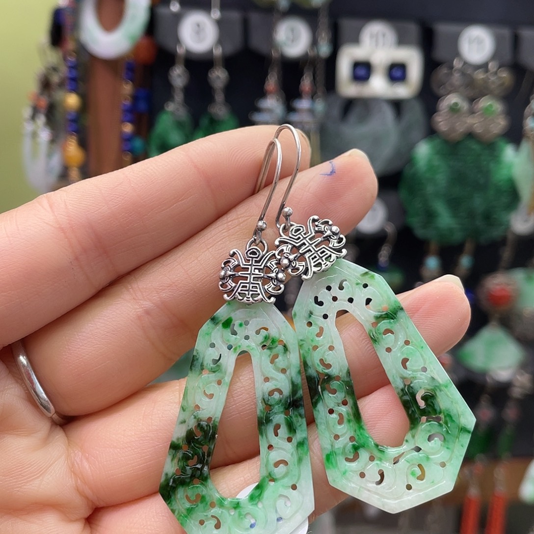 淄***姐翡翠银S925镶嵌耳饰237hjjhj