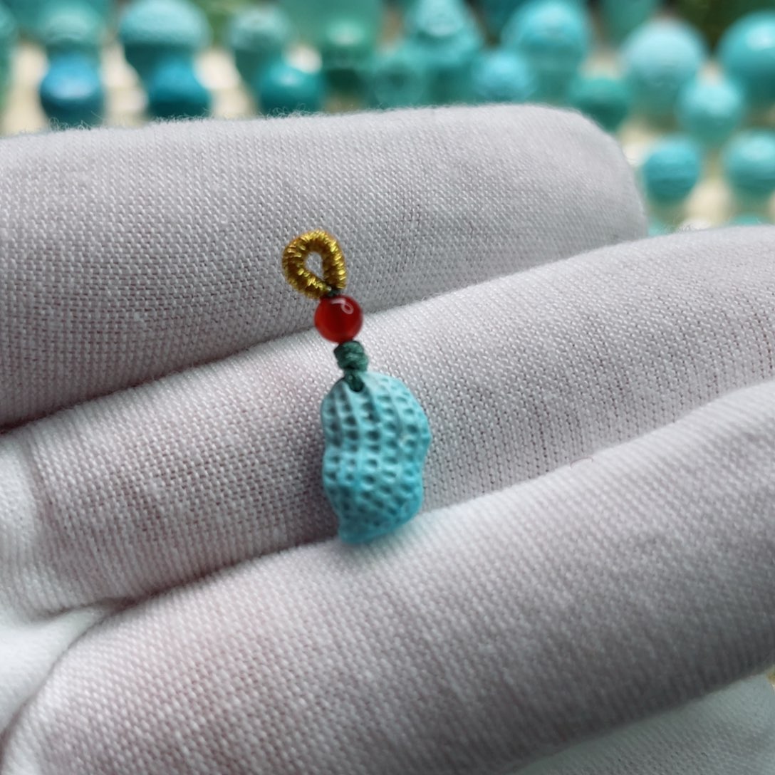 南红玛瑙颈饰未镶嵌