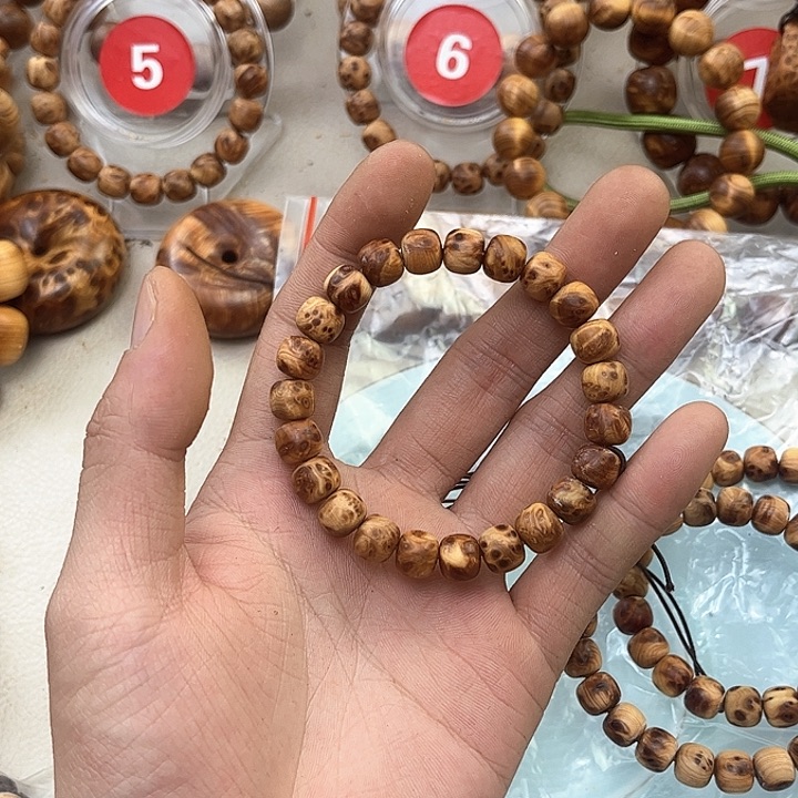 柏木（崖柏）手串/手链拾*8/9老型留疤