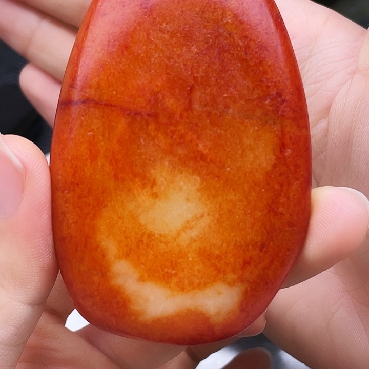 和田玉未镶嵌车挂