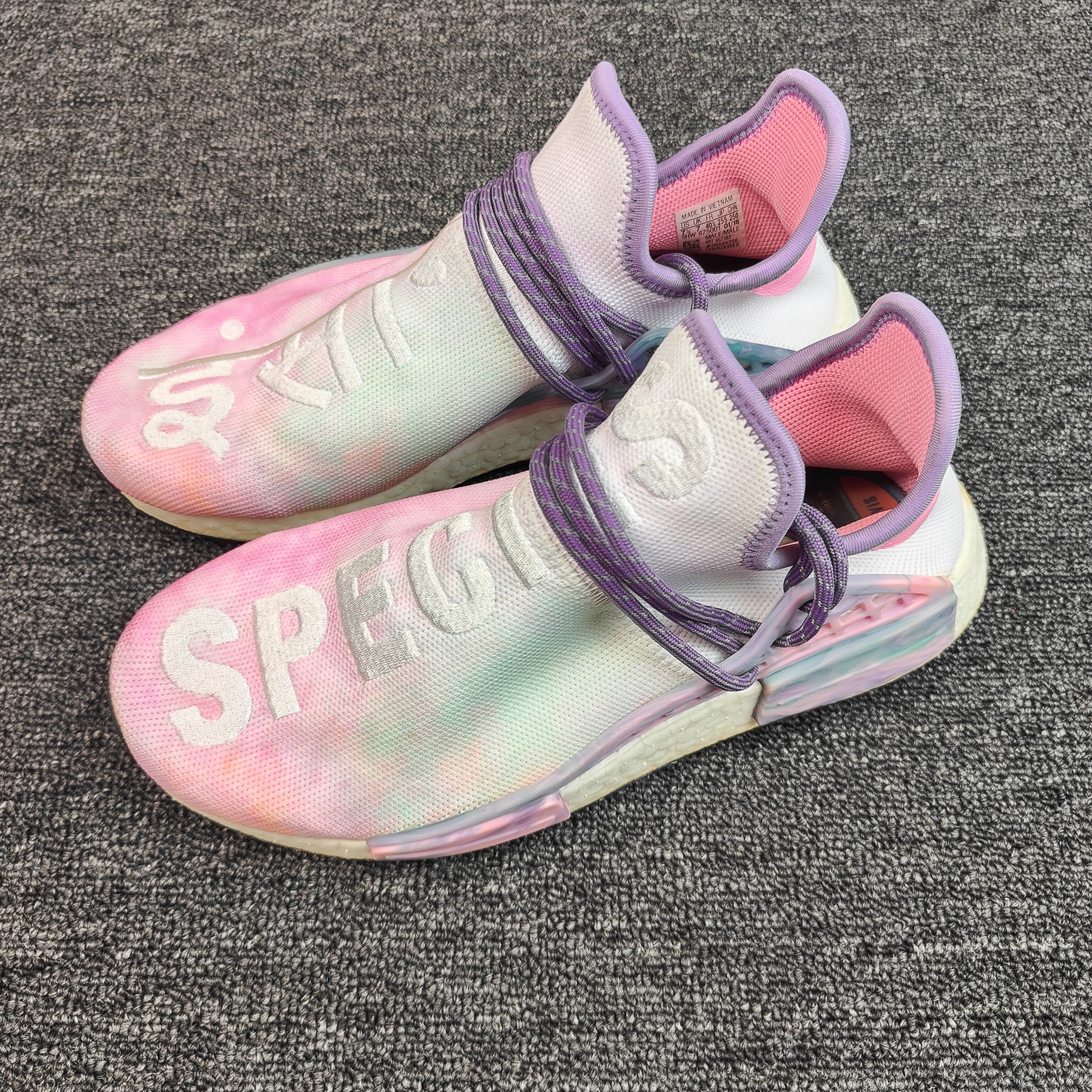 95新 MM6 40.5码 菲董 白紫女款运动生活系列