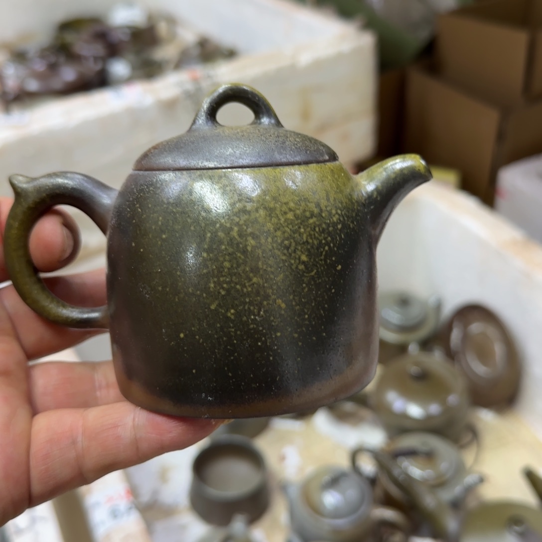 壶坭兴陶老韩直接间瑕